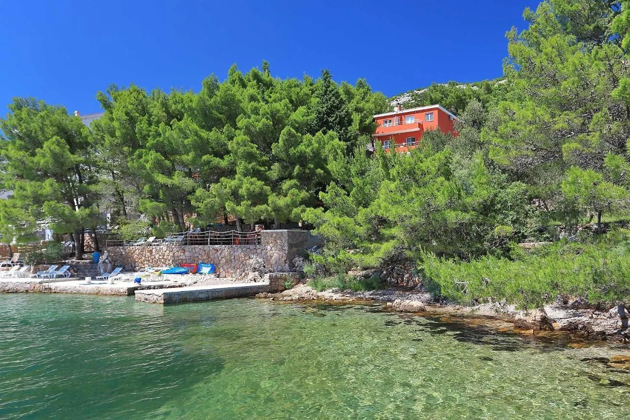 Candela, No 3 Starigrad Paklenica 0*,
