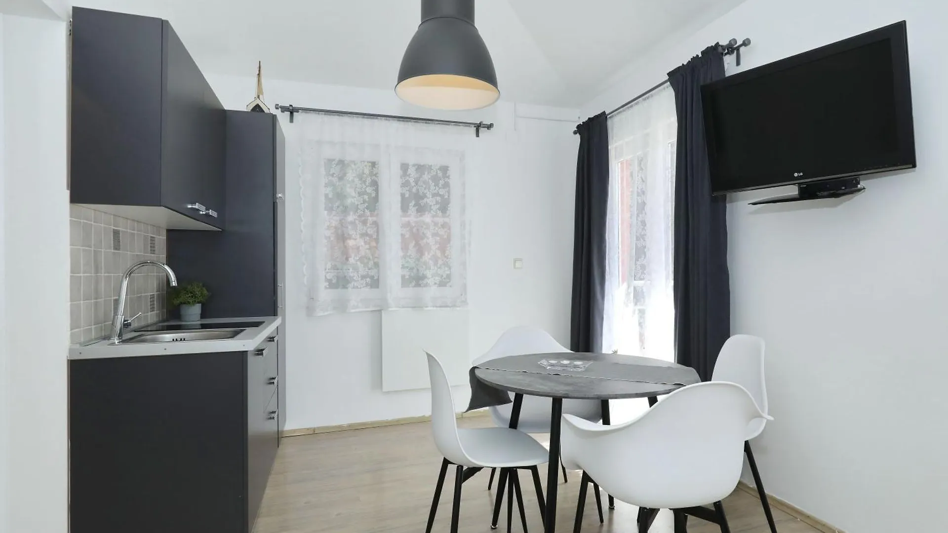 Candela, No 3 Starigrad Paklenica Apartment